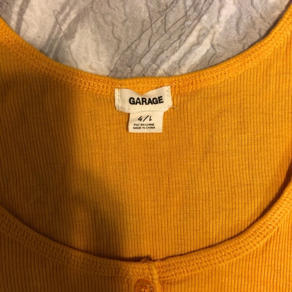 Garage tank top 🌵 - Picture 2 of 2